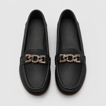 Loafer mit Kettendetail – Detailansicht